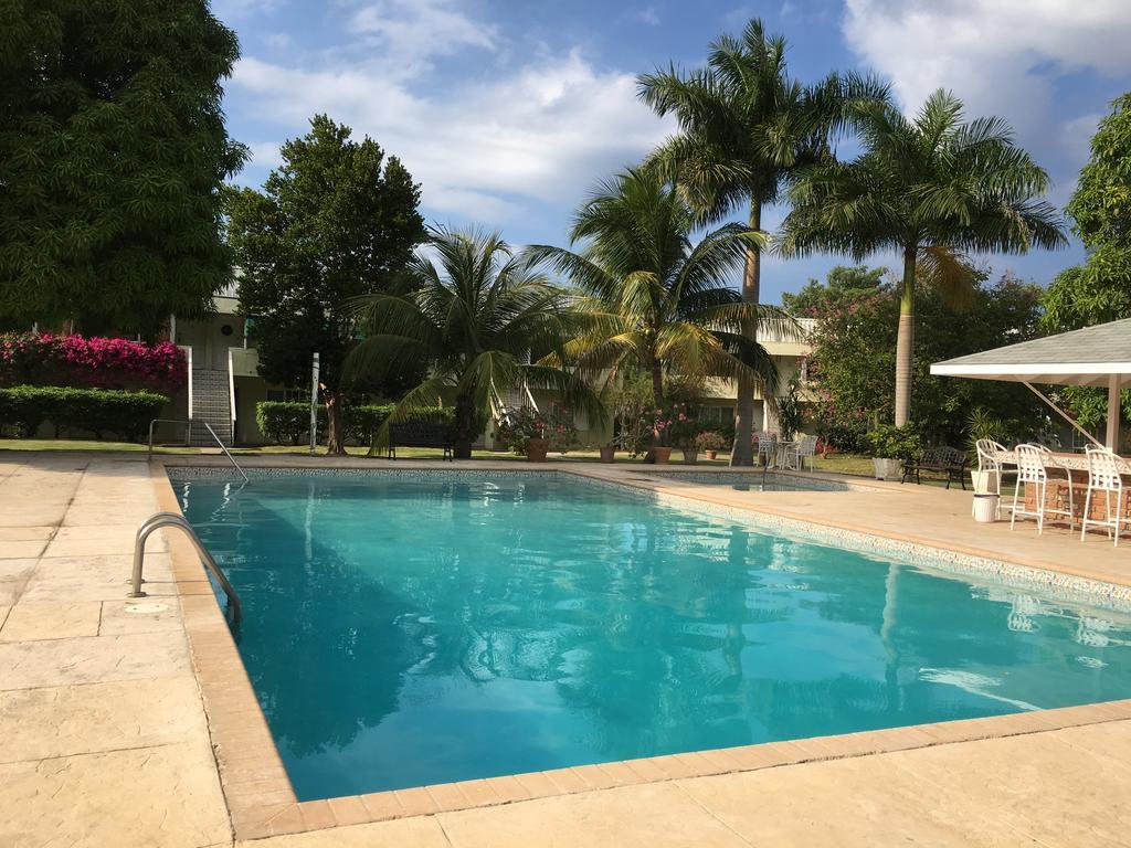 Anna'S Joye Seawind - Freeport, Montego Bay Apartment Ngoại thất bức ảnh