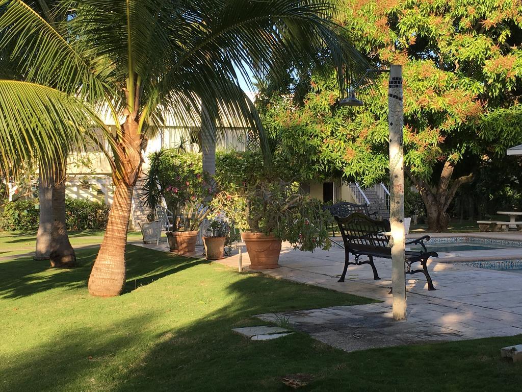 Anna'S Joye Seawind - Freeport, Montego Bay Apartment Ngoại thất bức ảnh